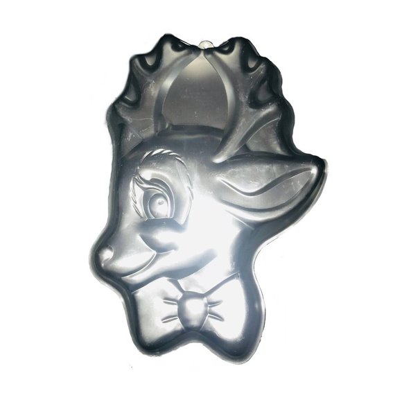 WILTON Vintage Large Reindeer Cake Pan # 2105-1224 from 1988 16" L x 11" W - Picture 1 of 4